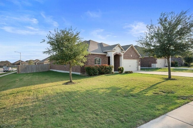 Photo - 19717 Per Lange Pass