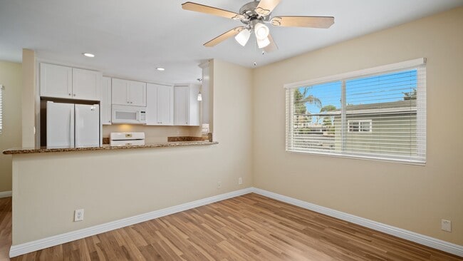 Photo - 124-126 4th Street Duplex Apartment Unit 126