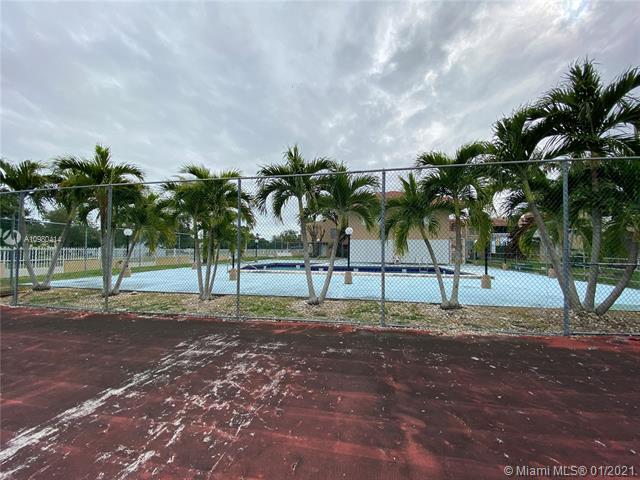 Photo - 17170 SW 94th Ave