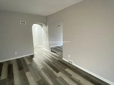 Photo - 5028 N 58th St