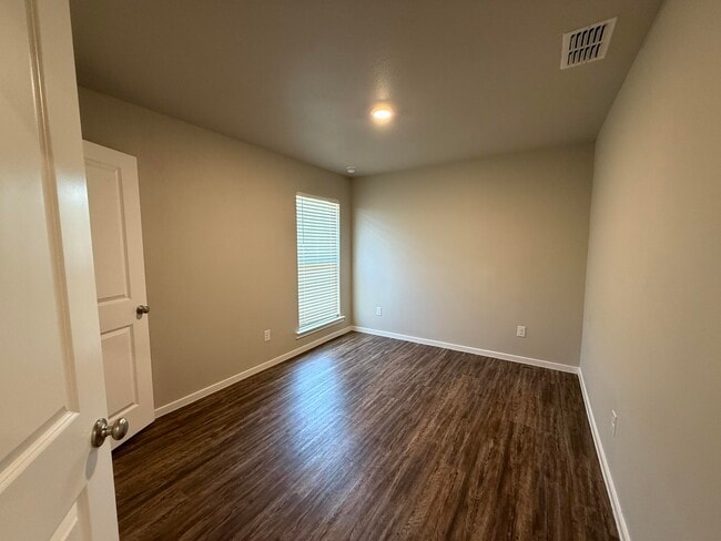 2110 Kokomo Ave