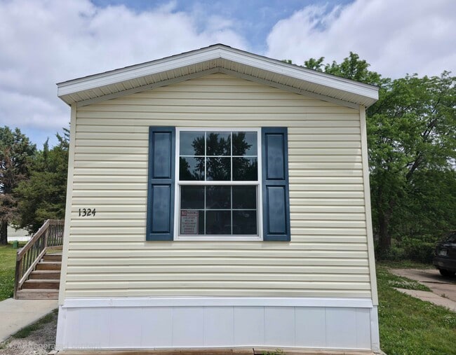 Photo - 1324 W Harbour Unit 157