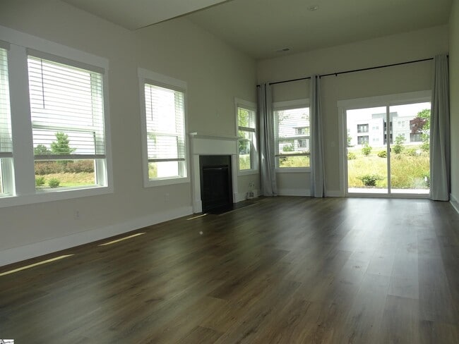 Photo - 146 Bromes Way