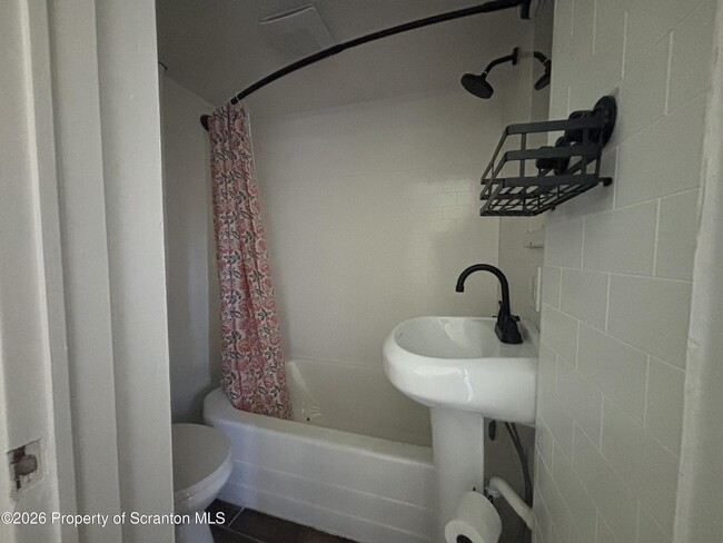 Photo - 1262 S 6th Ave