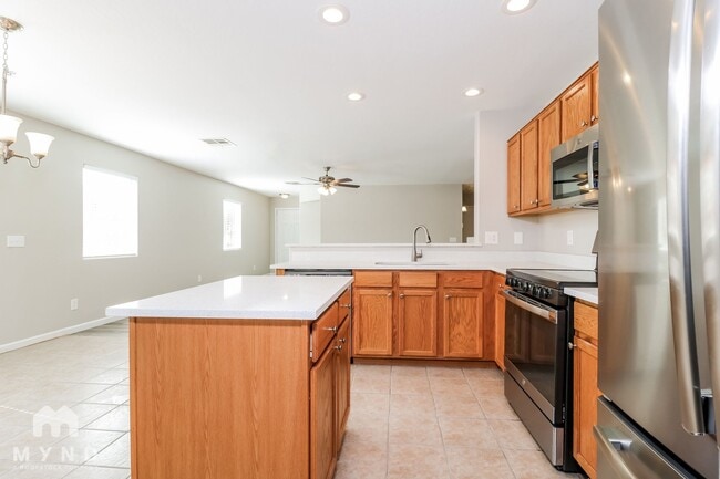 Photo - 16812 W Marshall Ln
