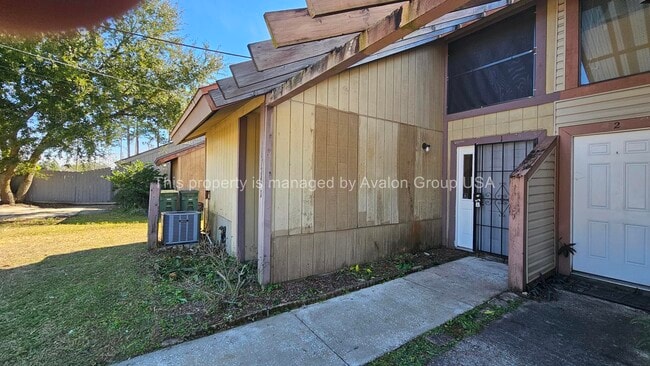 Photo - 10724 Alden Rd