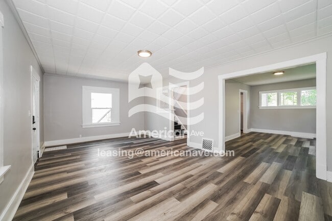 Photo - 2200 N Wisconsin Ave