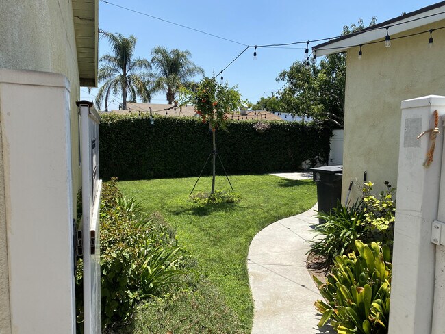 Photo - 172 W Elm Ct Unidad 172