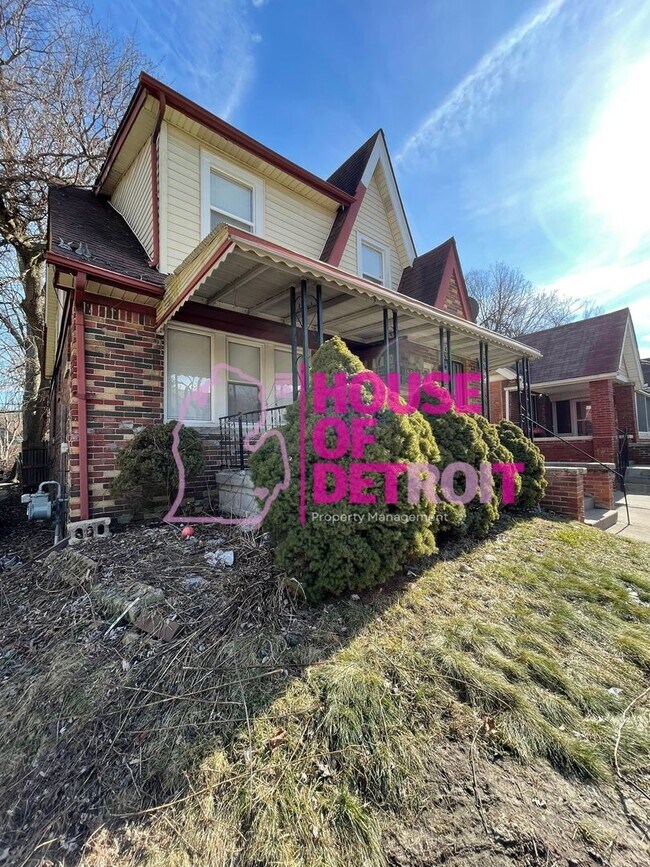 Photo - SECTION 8 ONLY | 4 BEDROOM | 3 BATH | FREE...