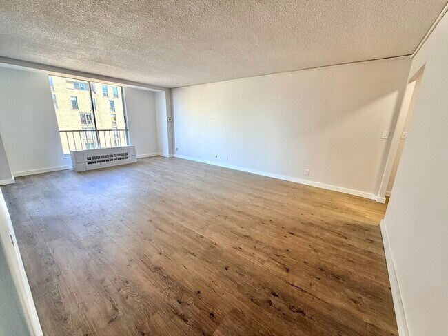 Photo - 44 Washington St Unit 901