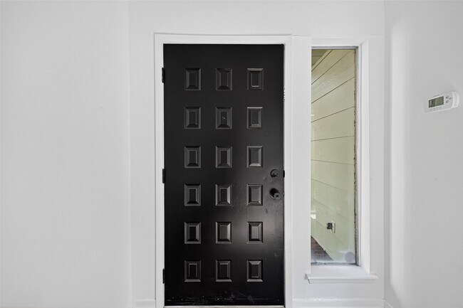 Photo - 1917 Trixie Ln