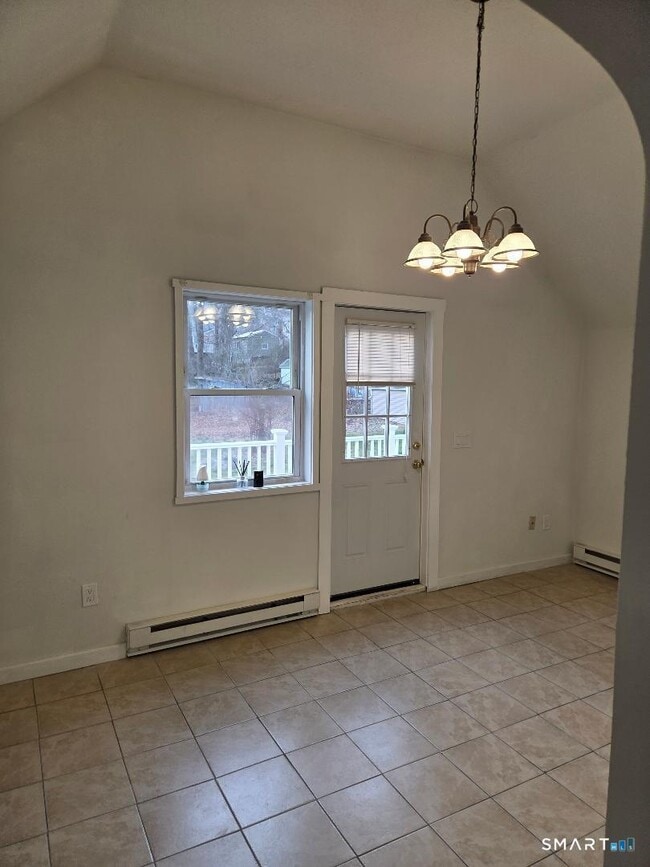 Photo - 72 Walnut St