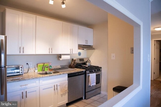 Photo - 2900 Kings Chapel Rd Unit 10