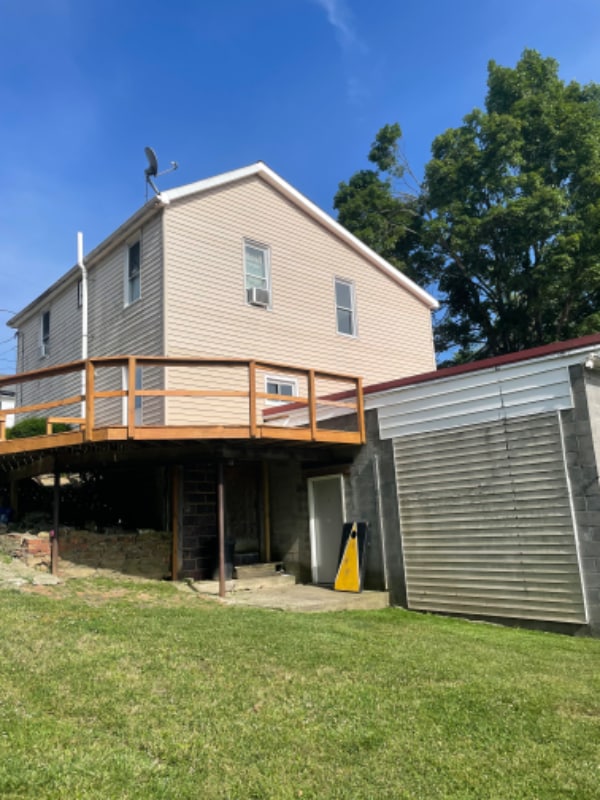 Photo - 1102 Van Meter Way