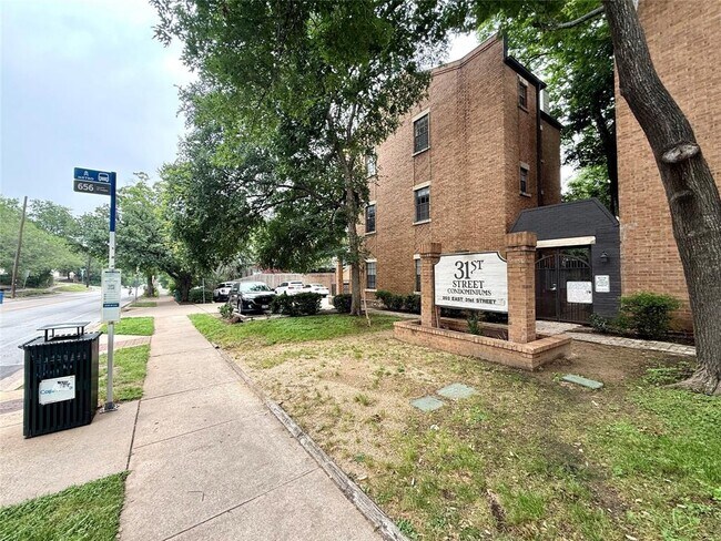 Photo - 203 E 31st St Unit 101
