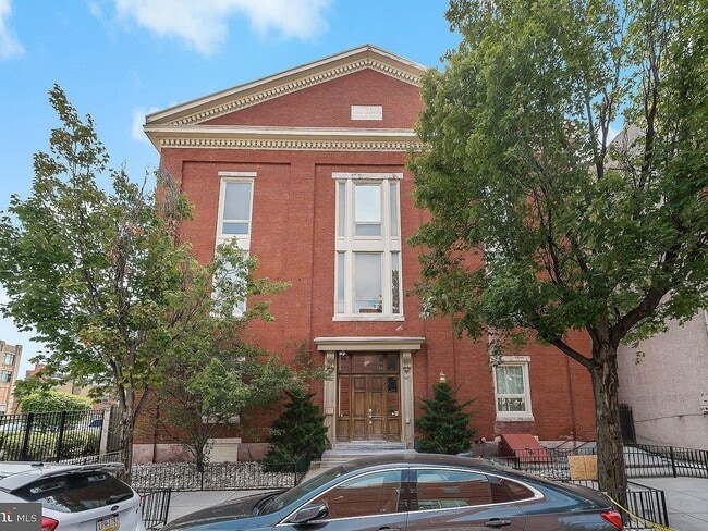 Photo - 655 N 16th St Unit 2