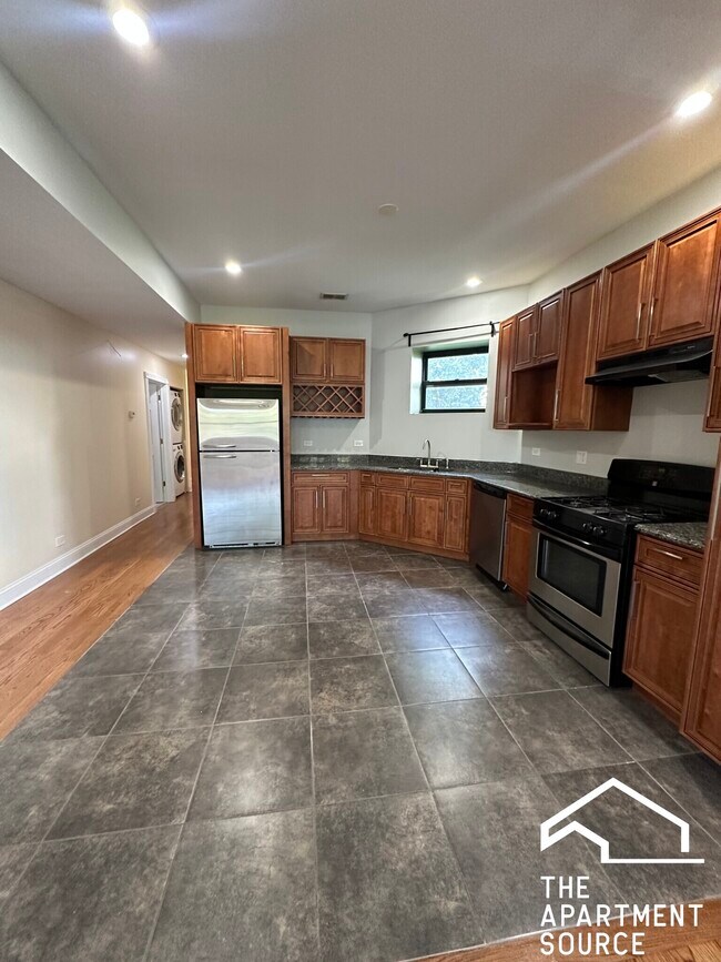 Photo - 4336 S Indiana Ave Unit 1