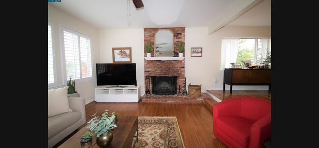 Photo - 3415 Grasswood Dr