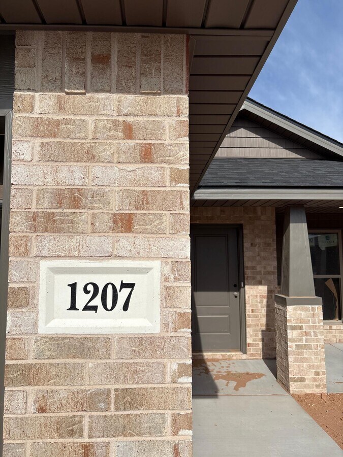 Photo - 1207 Cottonwood Ave
