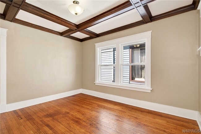 Photo - 76 Vernon Pl