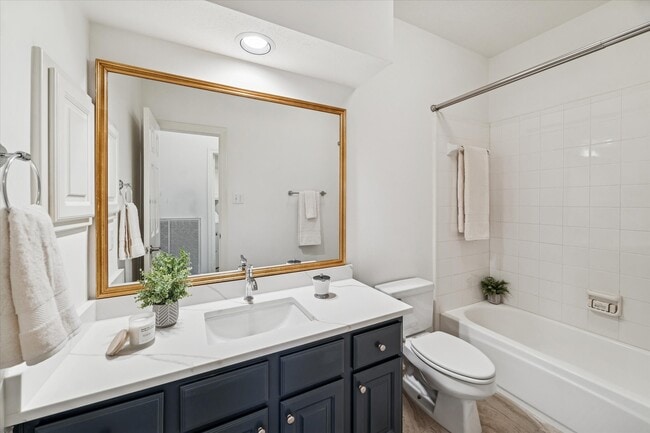 Photo - 14 Prism Cove Pl