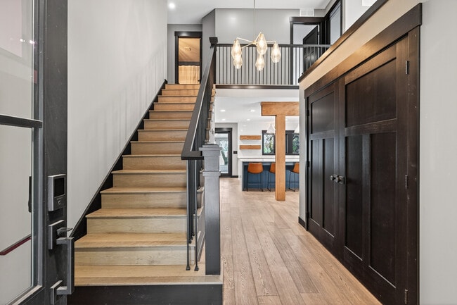 Photo - 15801 Andrie St NW