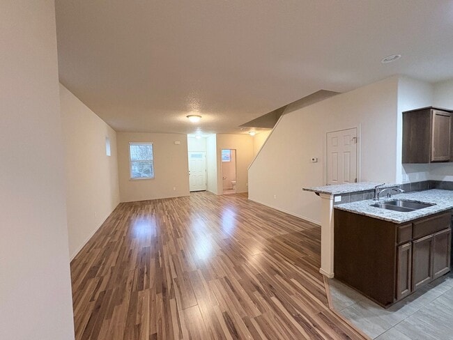 Photo - Welcome Home: A Bright, Spacious Retreat in Prime Vancouver Location