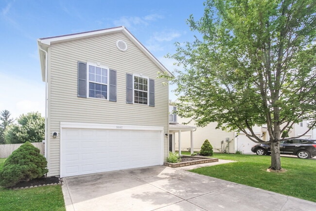 9047 Bainbridge Dr