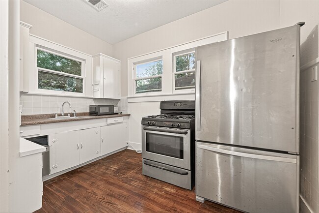 Photo - 1603 Branard St Casa