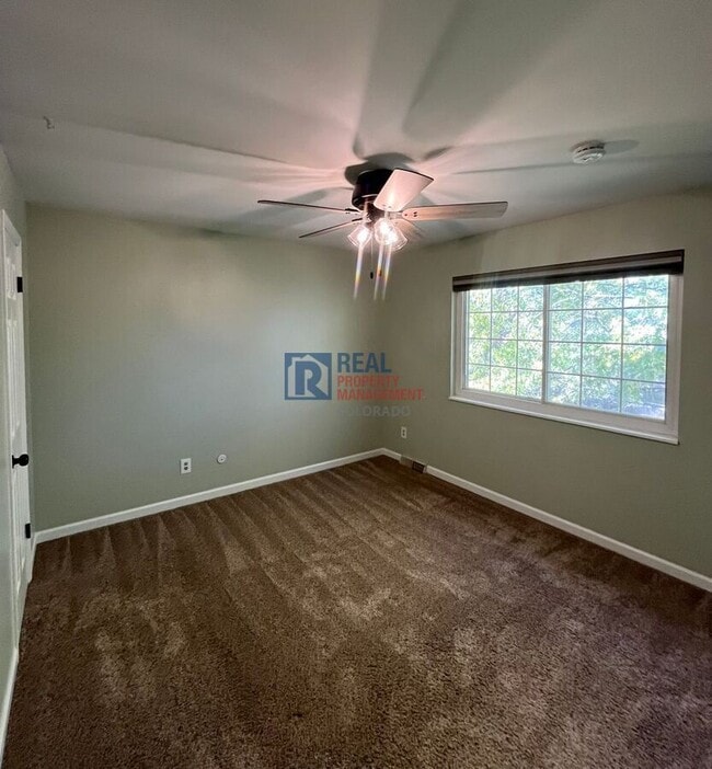 Photo - 4505 W 5th St