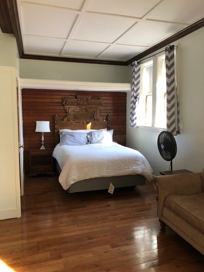 Photo - Alexander House