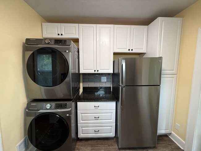 Photo - Charming Updated 2br/2ba Home in a Great Location!