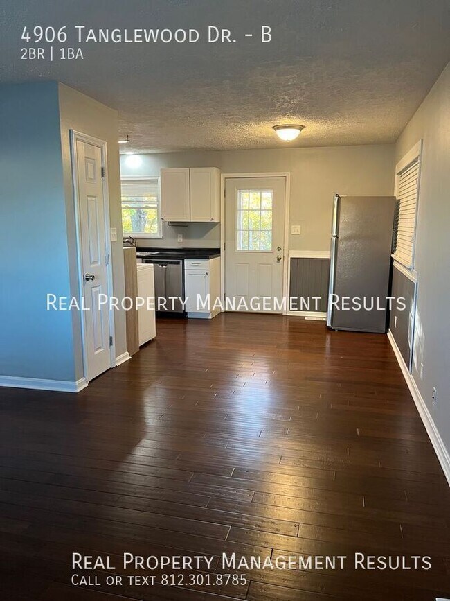 4906 Tanglewood Dr Unit B