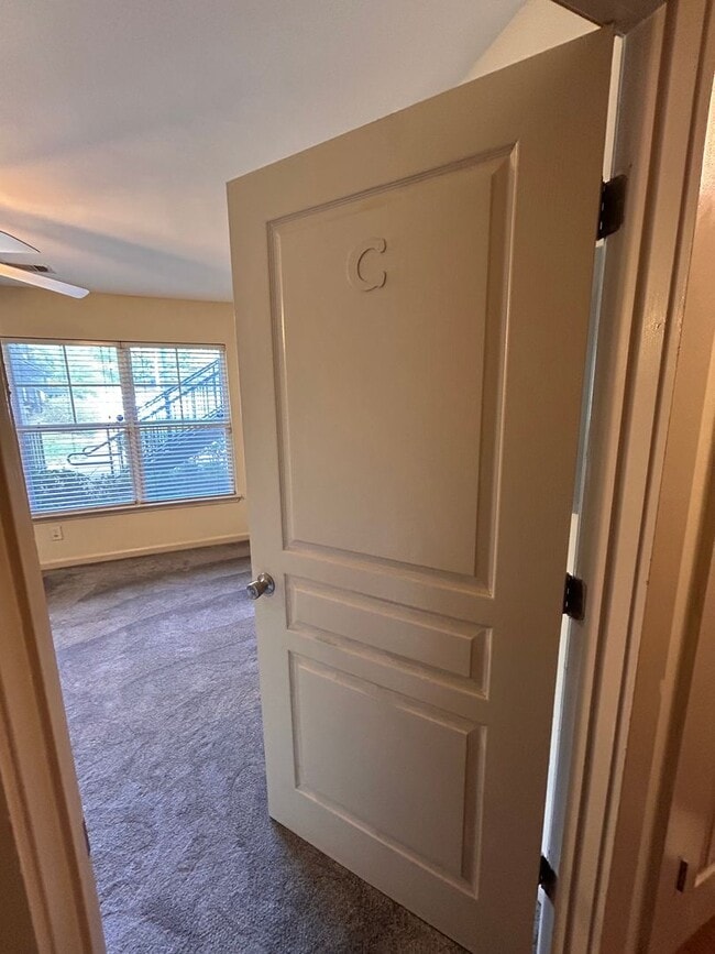 Building Photo - 02-102 Yarmowich Unit 02-102 - A