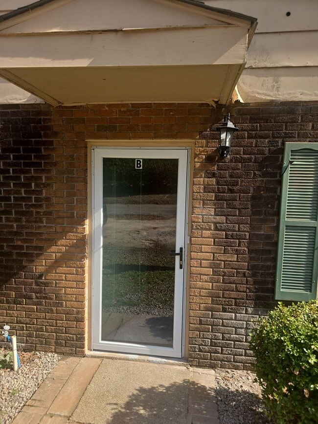 Photo - 2 Bed 1.5 bath townhouse