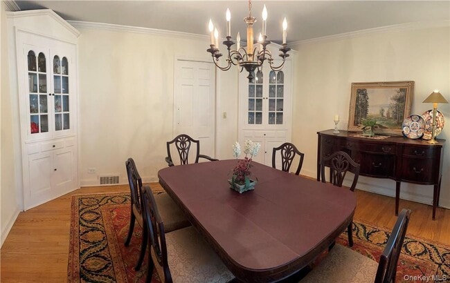 Photo - 261 Fox Meadow Rd