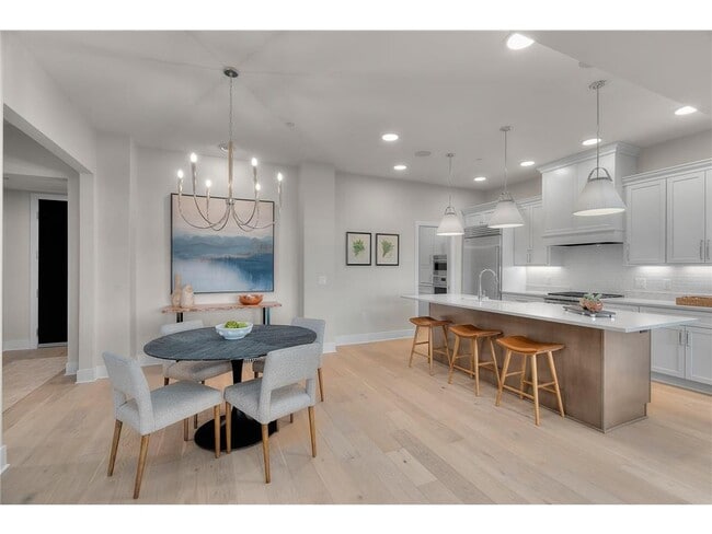 Photo - 1 Hill Farm Rd Unit 107