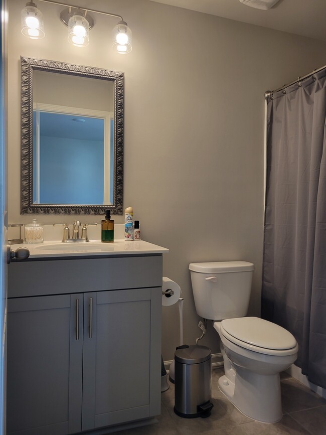 Photo - 121 Garnet Dr