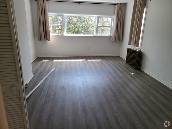 Building Photo - 2632 Poplar Street Unit 3 Rental