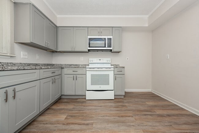 Photo - 603 Chatham Trail