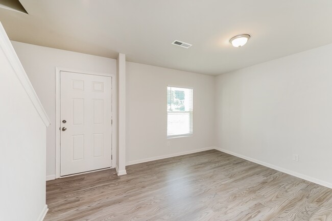 Photo - 4354 Shadi Green Ln