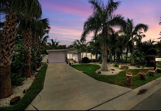 Photo - 1210 Bay Palm Blvd