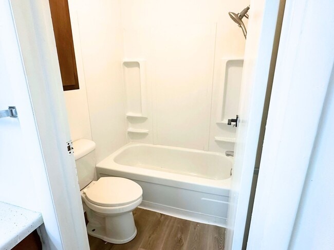 Photo - 305 S Manning Ave Unit 305