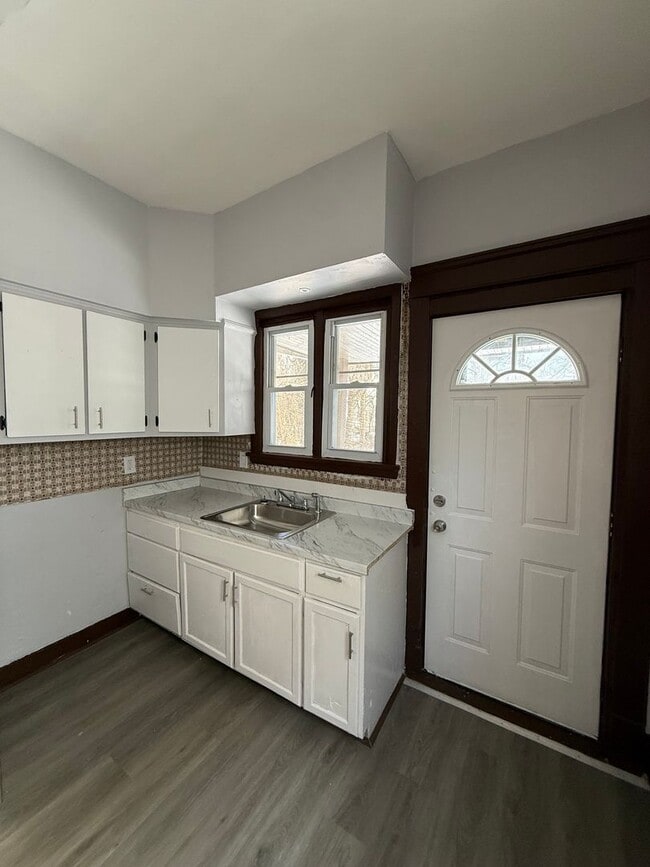 Photo - 4bd Single Cash Pay/Section 8