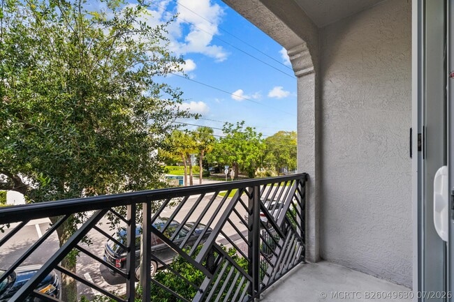 Photo - 75 NW 4th Ave