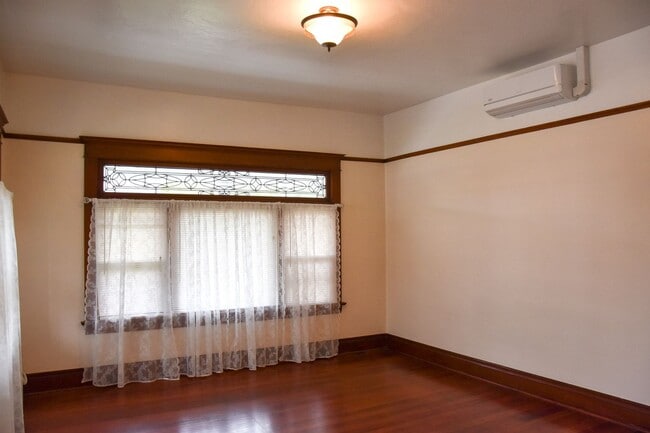 Photo - Old Towne Living