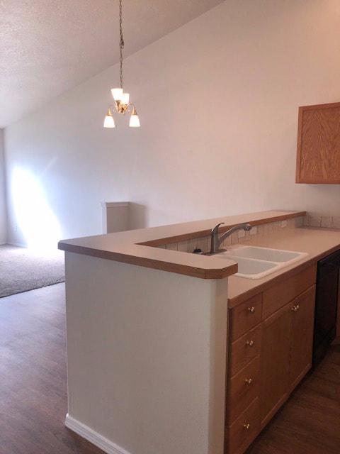 Photo - 533 N Grove Way