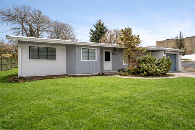 Photo - Beautiful Newly Renovated 3 Bed - 1 Bath Pet Friendly Home in Bountiful! Available NOW!