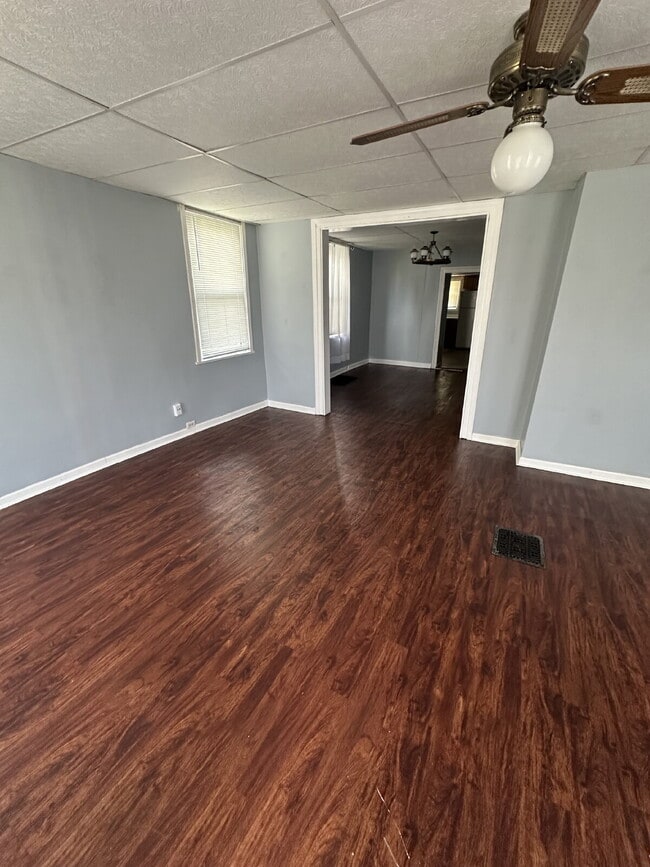Photo - 1305 W Jefferson St Unidad Lower