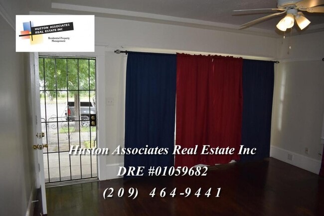 Photo - 843 N Lincoln St